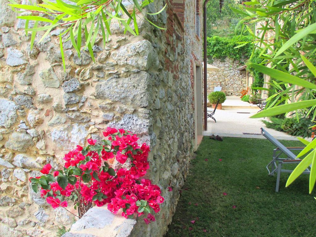 Villa Montebello B&B Camaiore Bagian luar foto